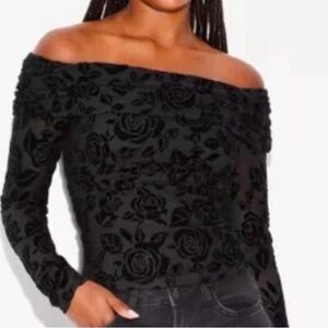 Wild Fable Off-Shoulder Rose Top